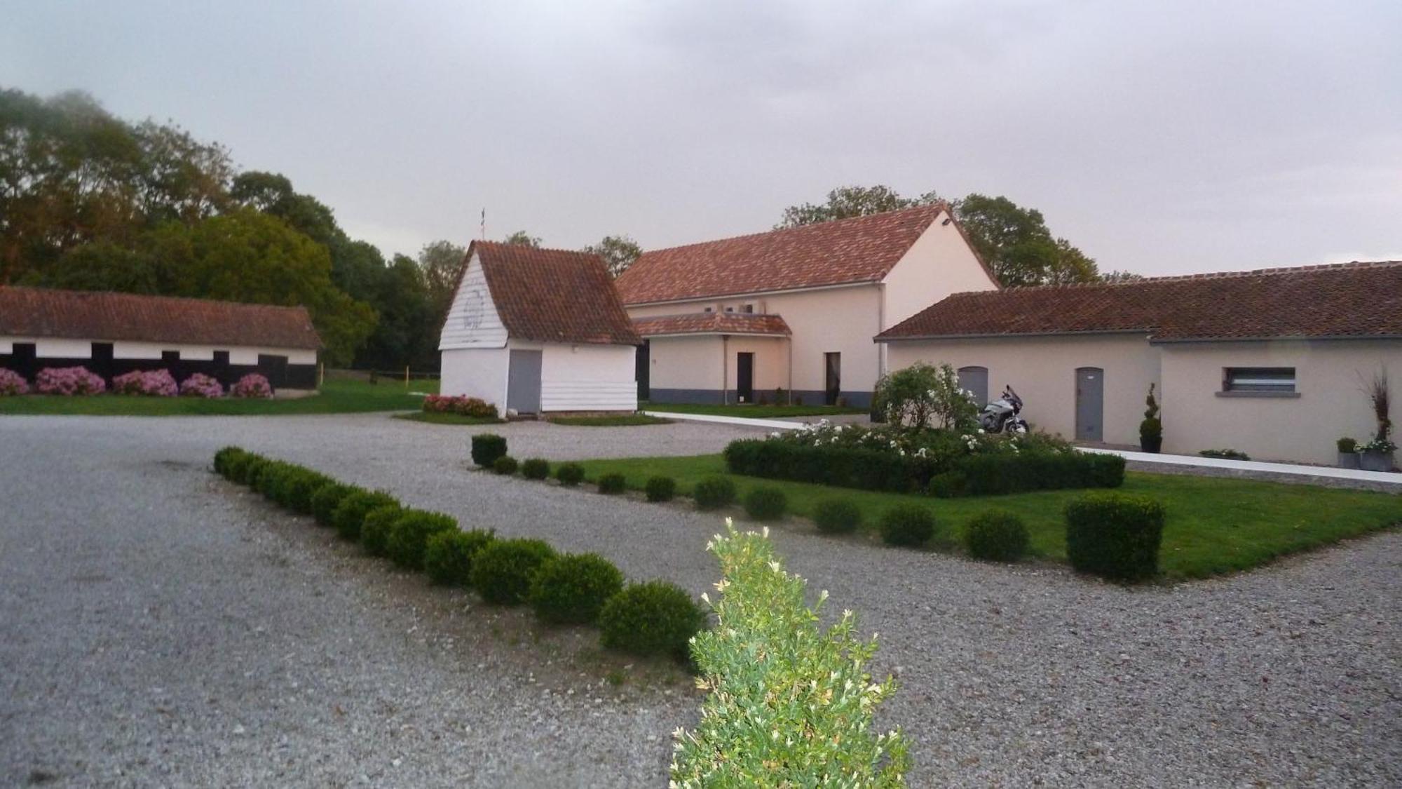 Hotel Et Restaurant Le Clos De La Prairie Gouy-Saint-André Exterior photo